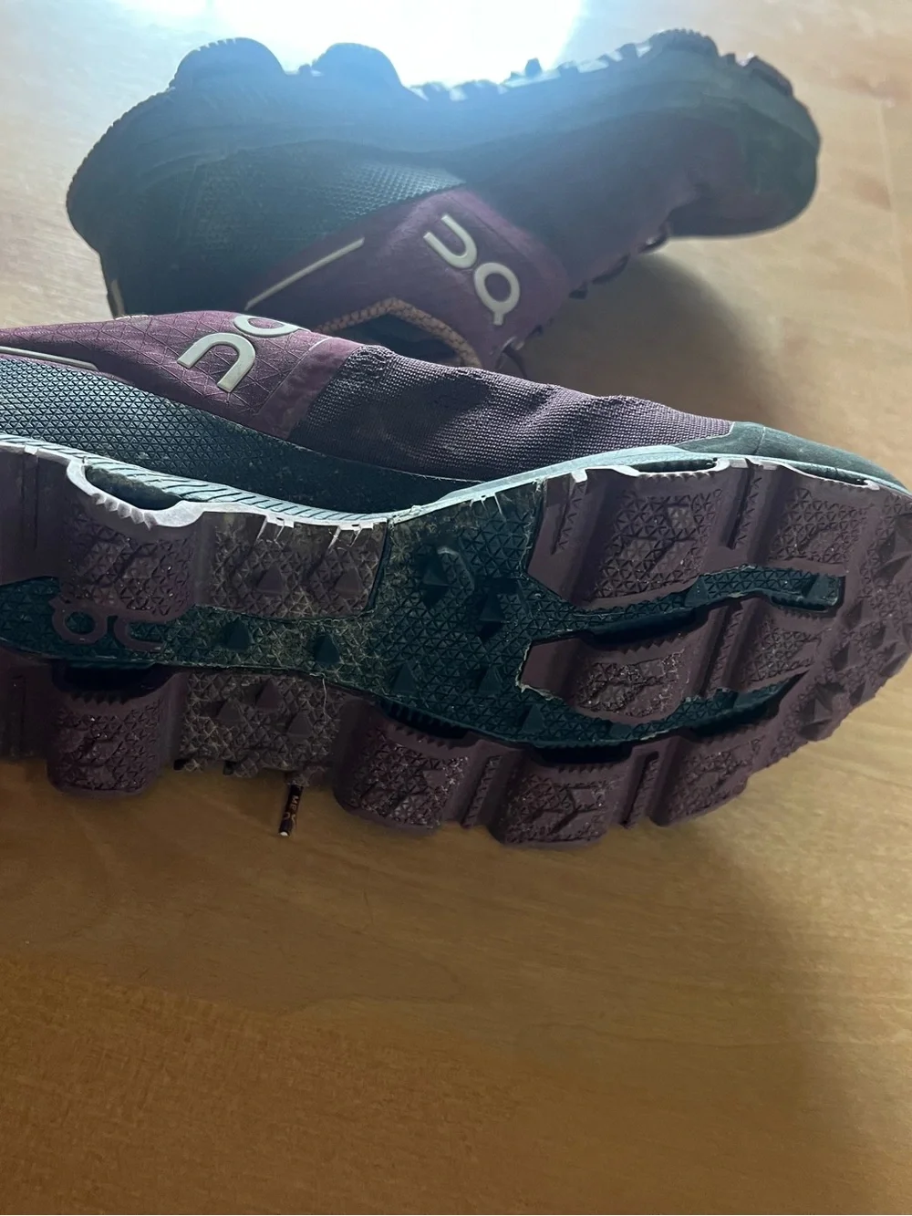 On Cloudventure Women’s Trail Running Shoes – Size 7.5